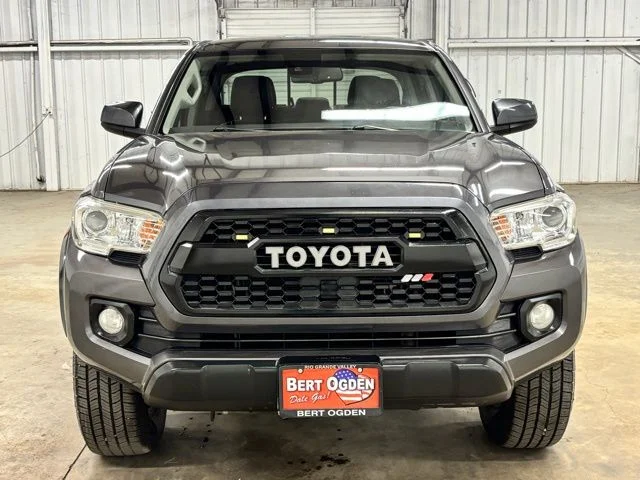 Used 2020 Gray Toyota SR5 image 2