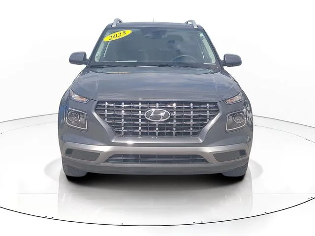 Used 2025 Gray Hyundai SEL image 2
