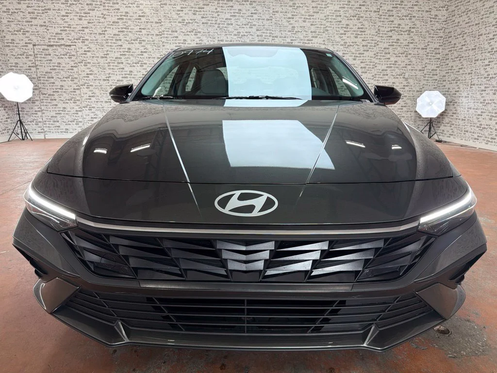 New 2026 Amazon Gray Hyundai SEL Sport Plus image 2