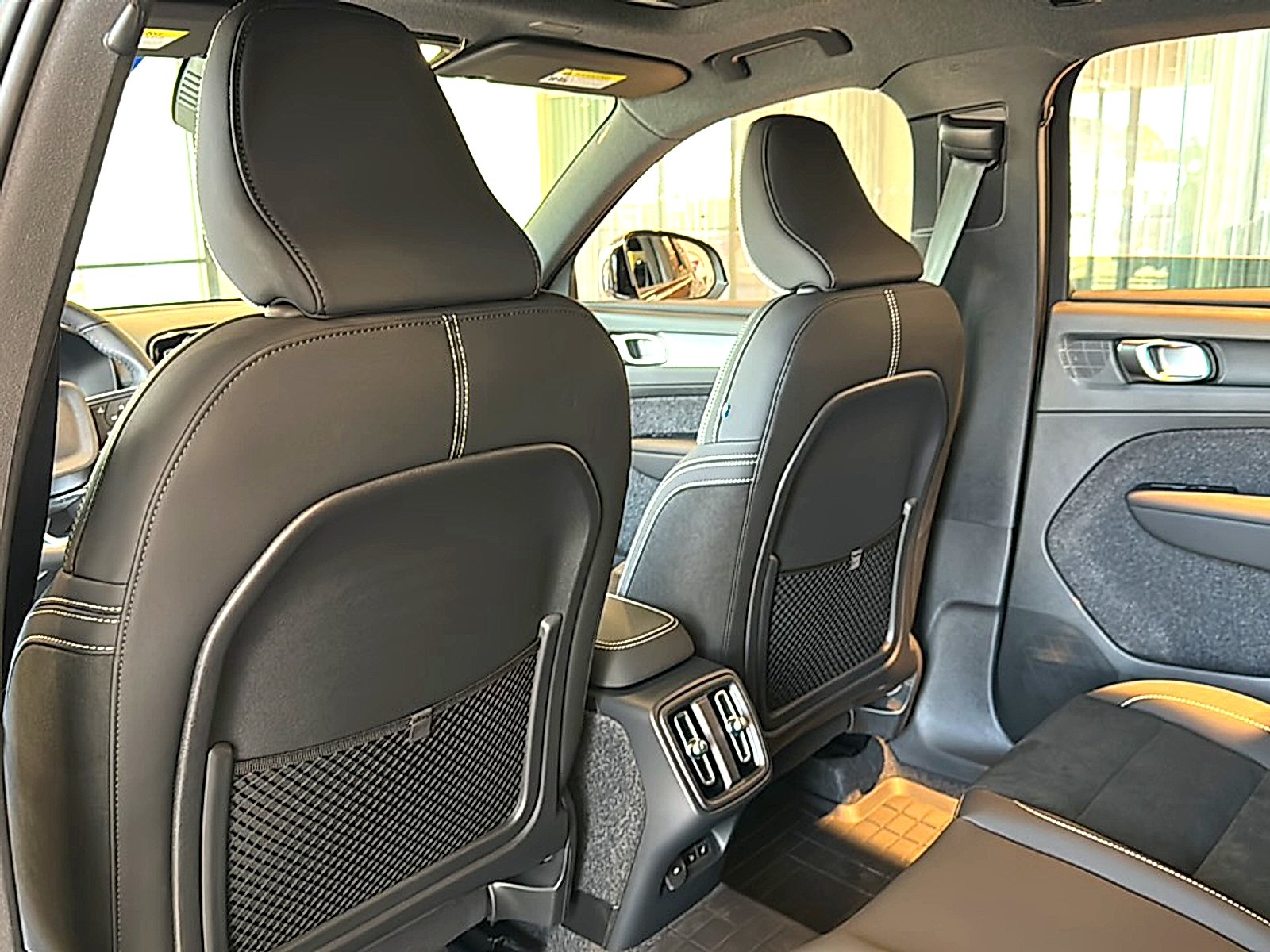 New 2026 Denim Blue Volvo Ultra image 14