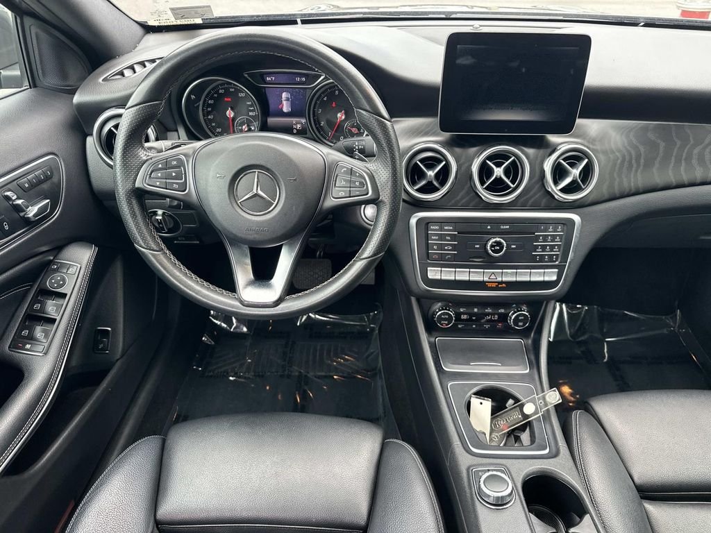Used 2018 Mountain Gray Metallic Mercedes-Benz GLA 250 image 20
