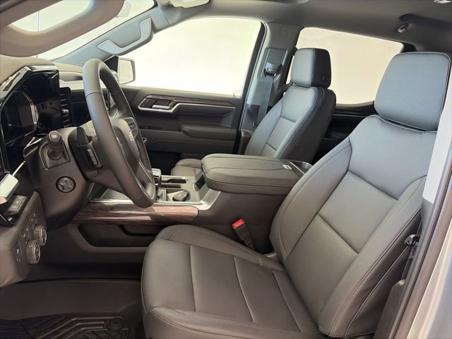 2026 Chevrolet Silverado 1500 LTZ - Photo 14