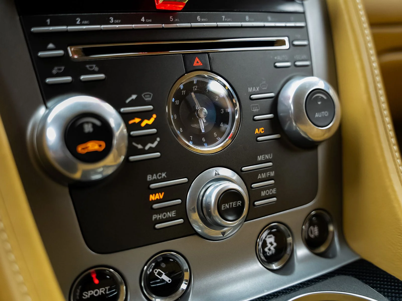 Used 2015 White Aston Martin Base image 51