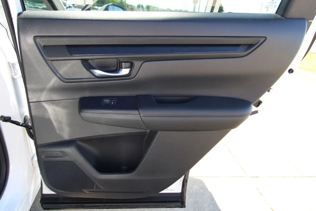 Used 2025  Honda EX image 40