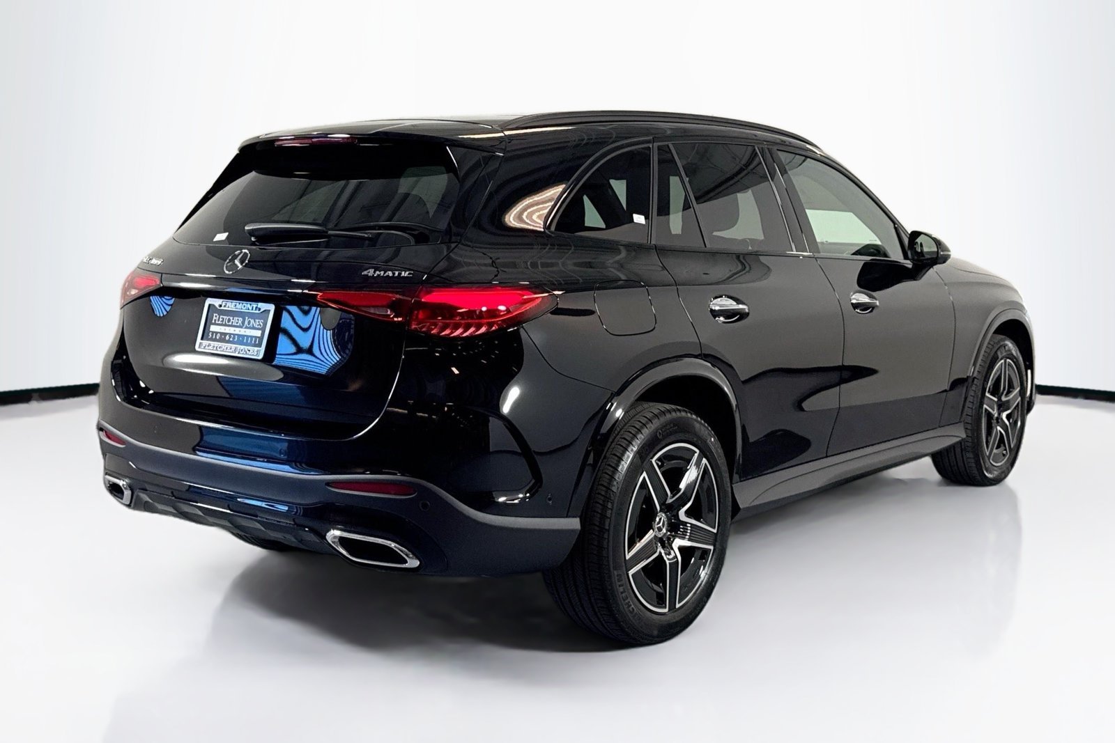 New 2026 Black Mercedes-Benz GLC 300 image 5