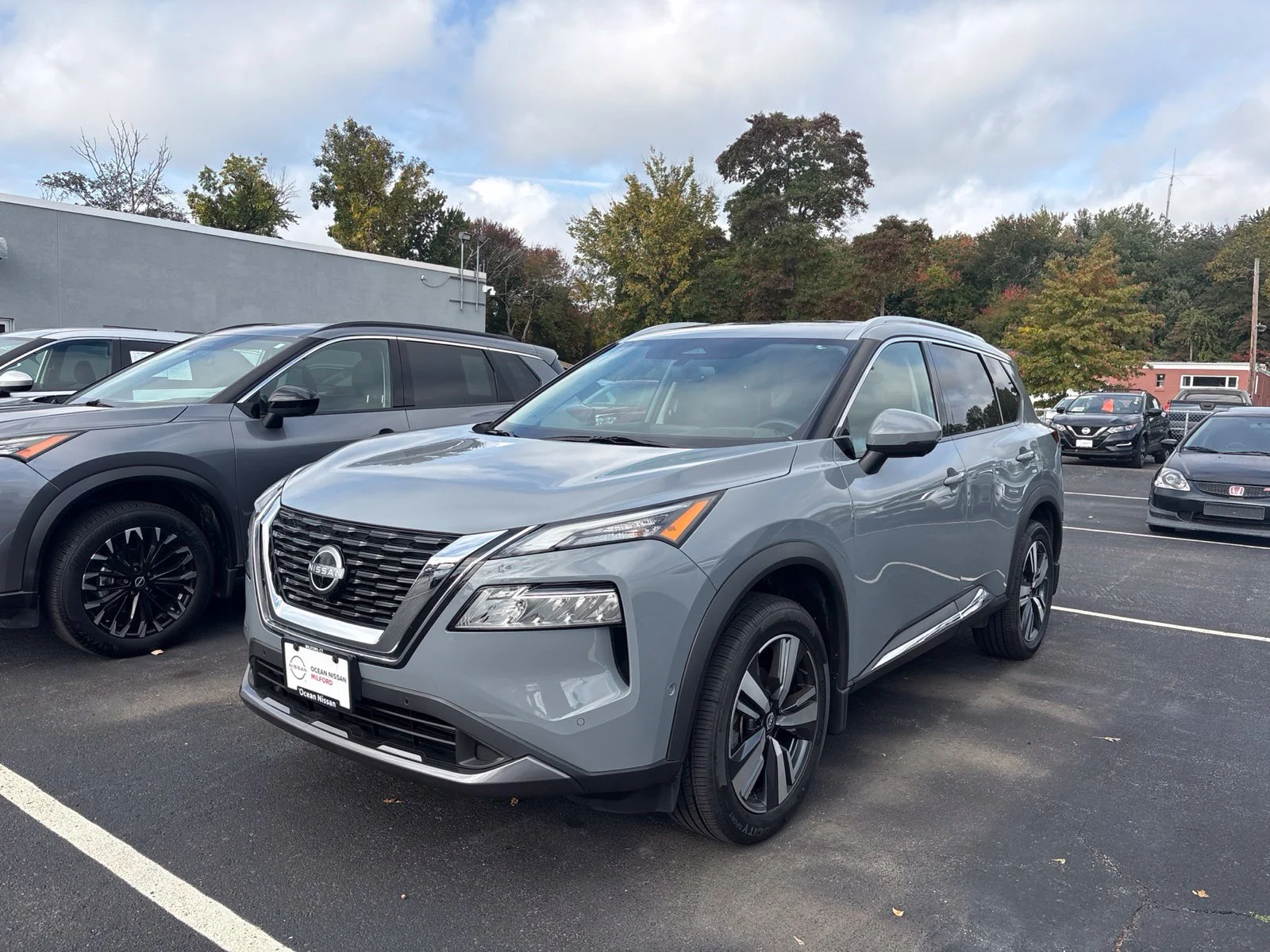 Certified Used 2023 Boulder Gray Nissan SL image 1