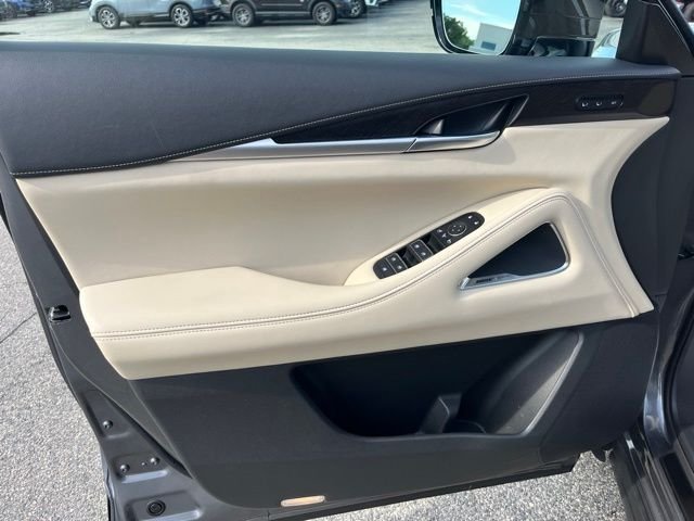 Certified Used 2025 Gray INFINITI Sensory image 10
