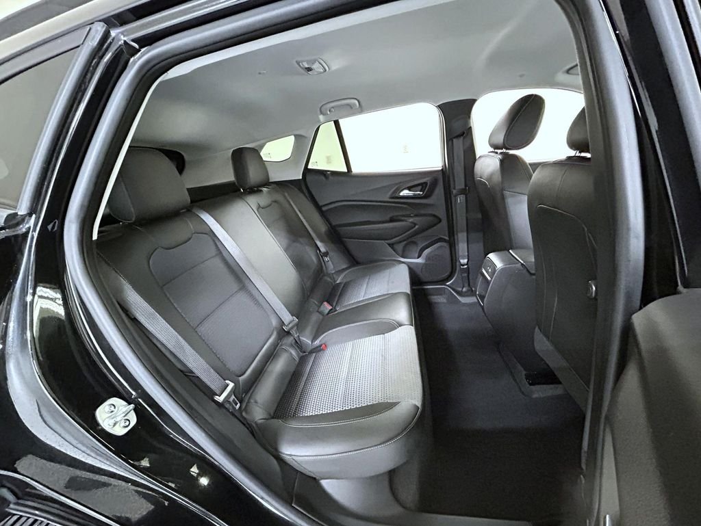 Used 2025 Black Chevrolet LT image 18