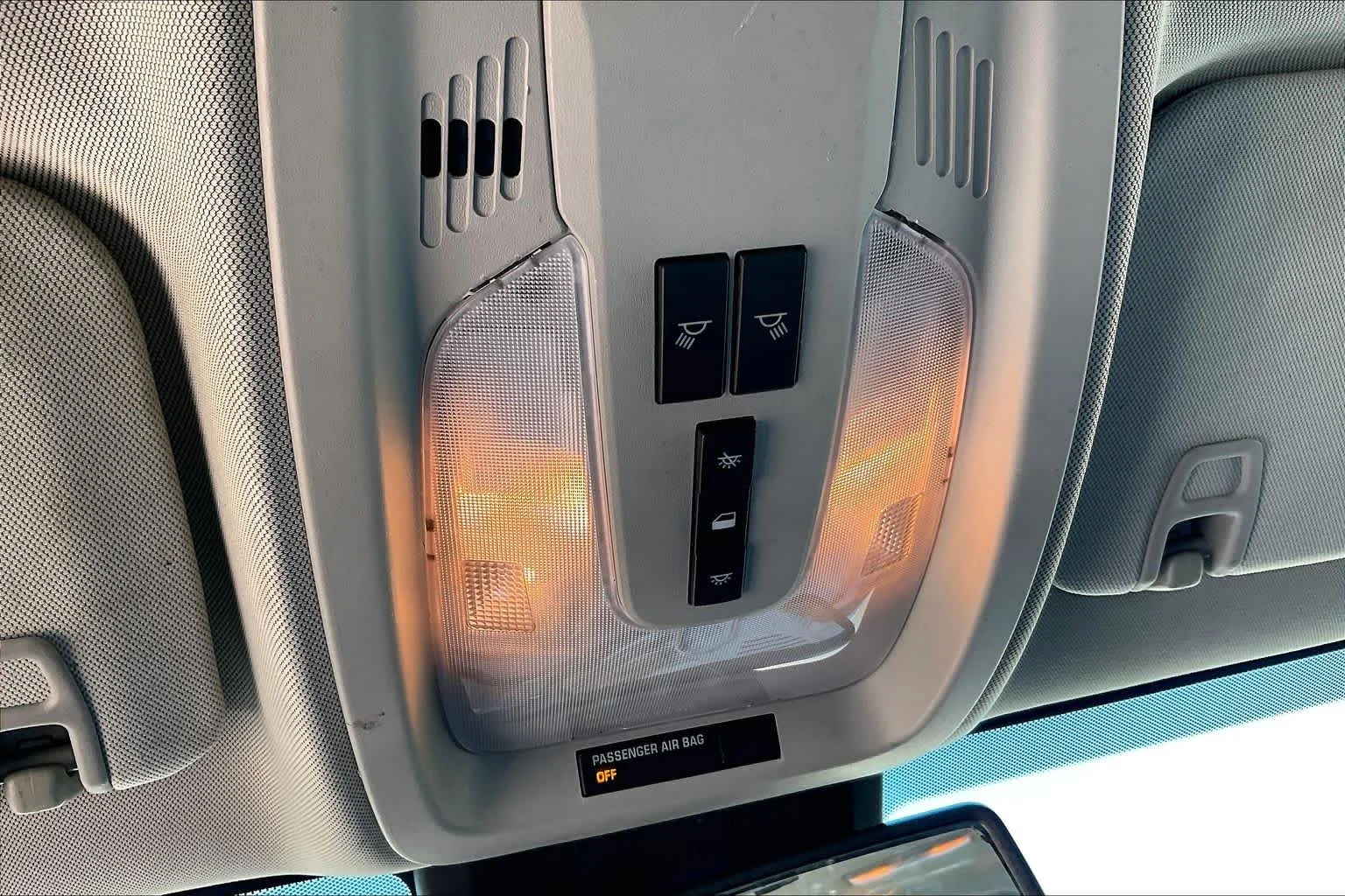 Used 2014 Summit White Chevrolet LS image 31