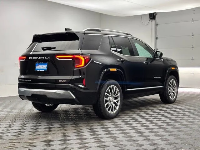 2026 GMC Terrain Denali - Photo 10