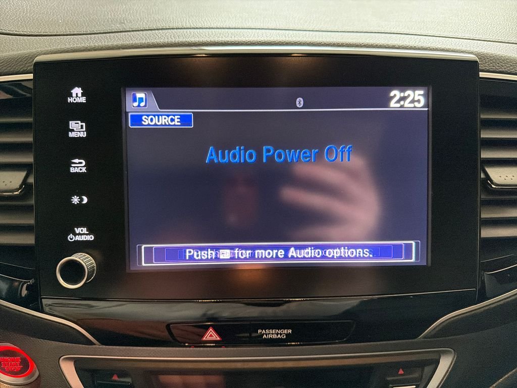 Used 2023 Modern Steel Metallic Honda RTL image 19