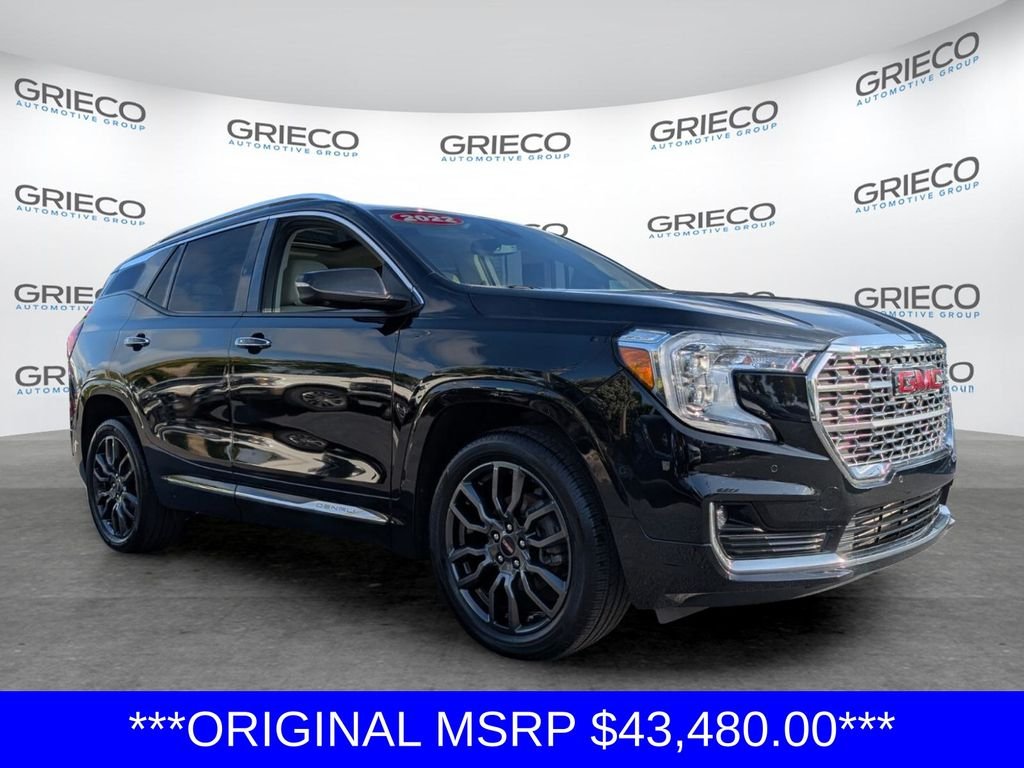 2022 GMC Terrain Denali AWD's photo