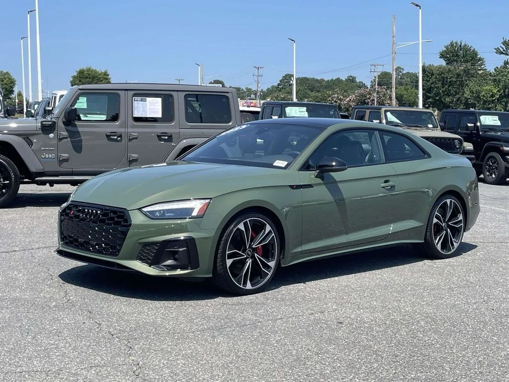 Used 2023  Audi 3.0T Premium Plus image 4