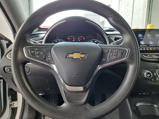 Used 2024 White Chevrolet LT image 10