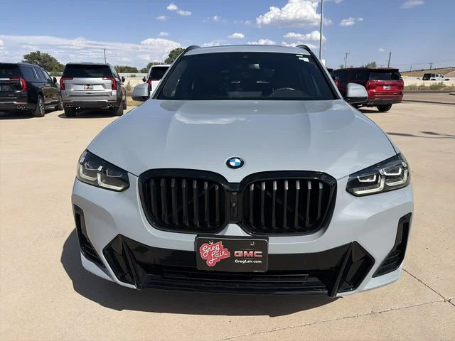 Used 2023 Gray BMW xDrive30i image 7