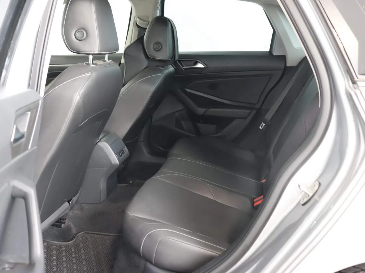 2019 Volkswagen Jetta SEL - Photo 15