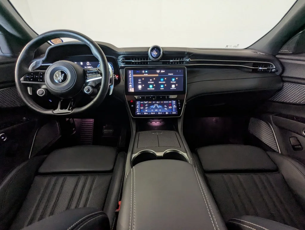 Certified Used 2023  Maserati Modena image 5