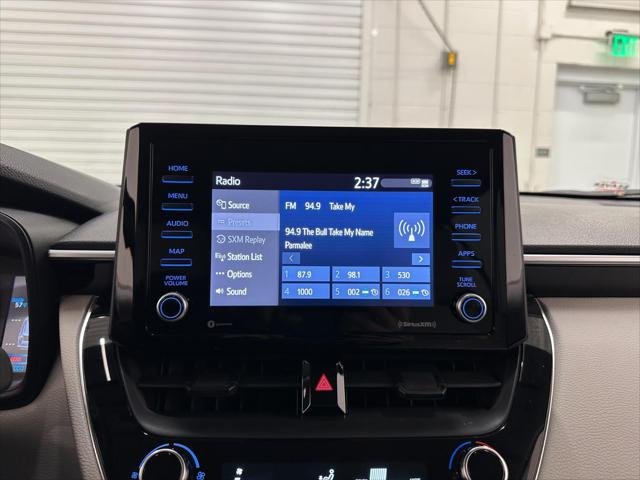 Certified Used 2022 Wind Chill Pearl Toyota L image 33