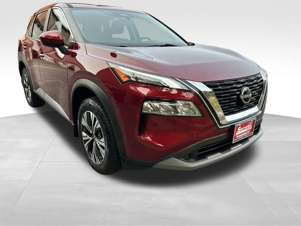 Used 2023 Red Nissan SV image 8