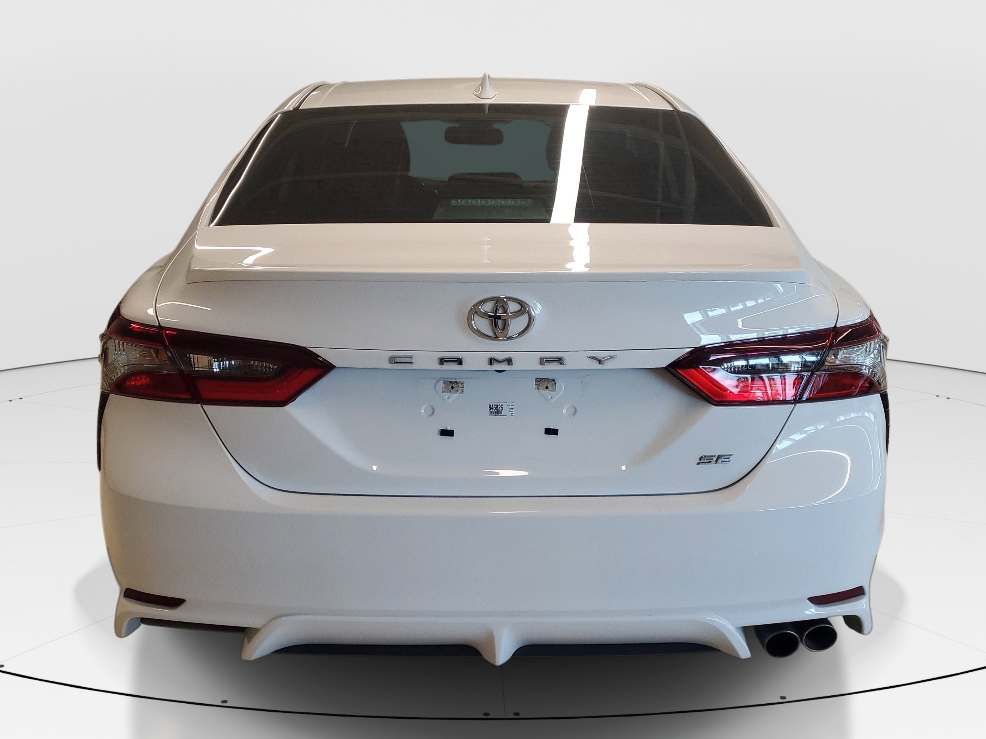 Used 2024 Ice Toyota SE image 6