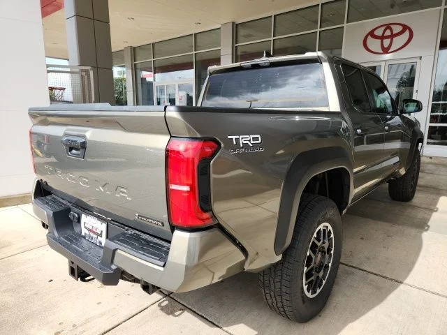 2026 Toyota Tacoma TRD Off Road - Photo 11