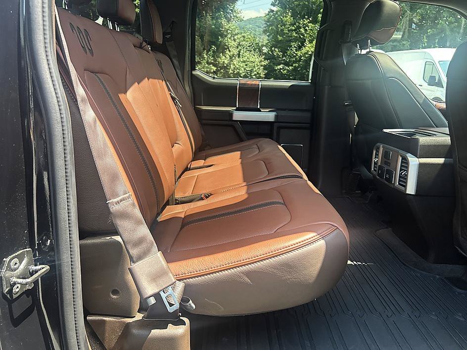Used 2020 Black Metallic Ford King Ranch image 23