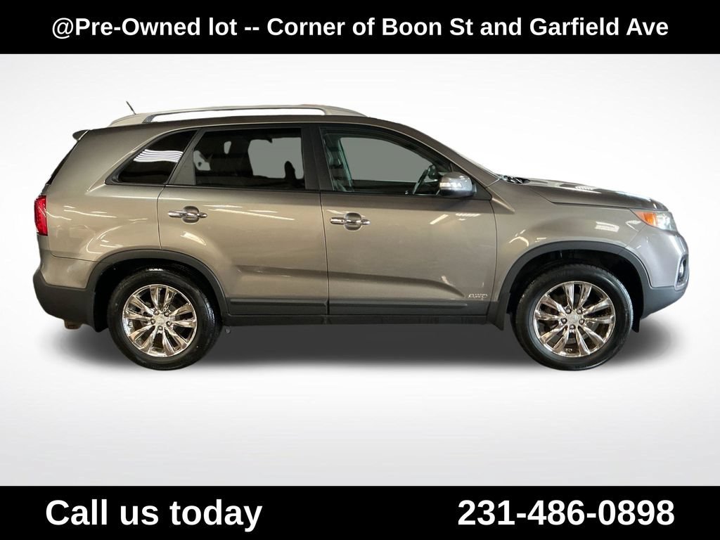 Used 2011  Kia EX image 8