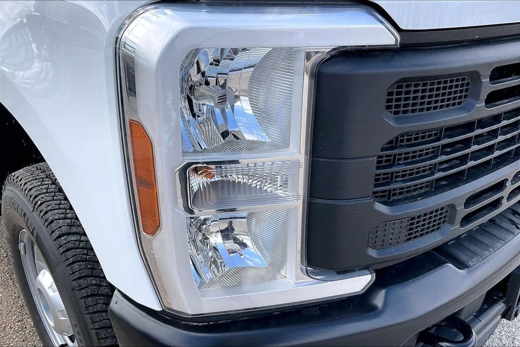 New 2026 Ford Super Duty F-250 XL 4D Crew Cab