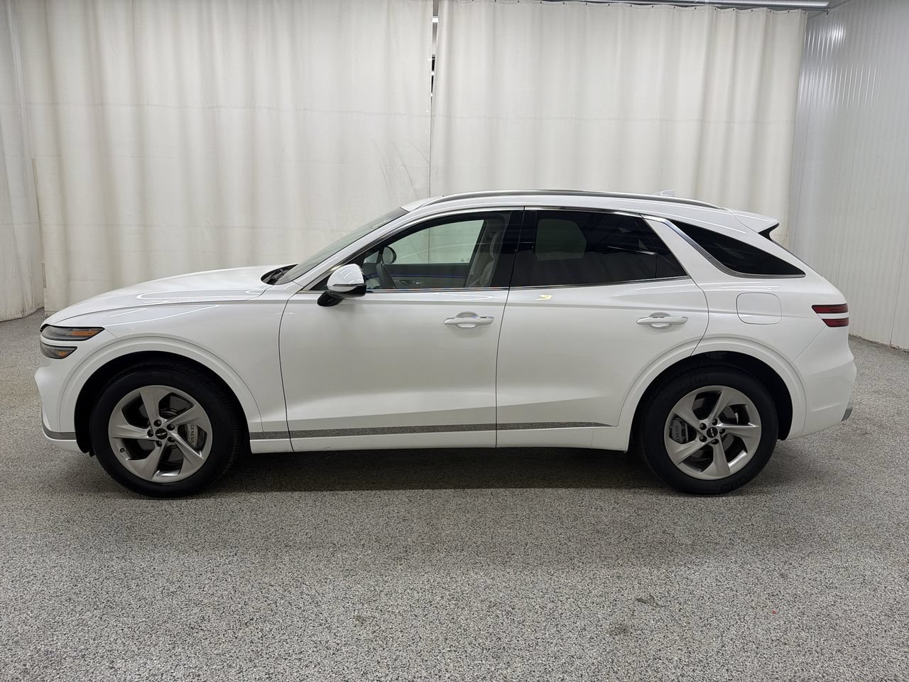 2026 GENESIS GV70 Select - Photo 6