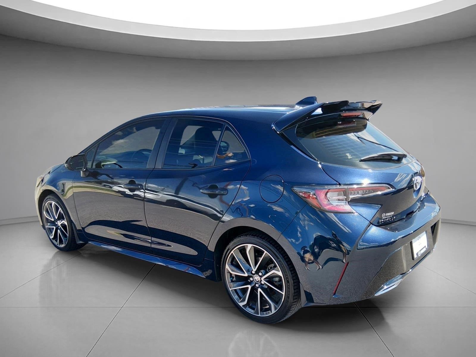 Used 2022 Galactic Aqua Mica TOYOTA XSE image 3