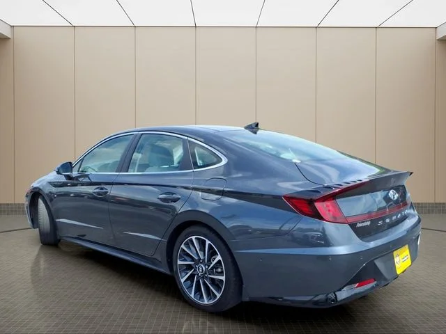 Used 2022 Gray Hyundai Limited image 8