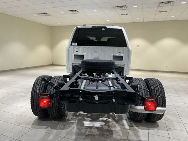 New 2026 White Ford XLT image 4