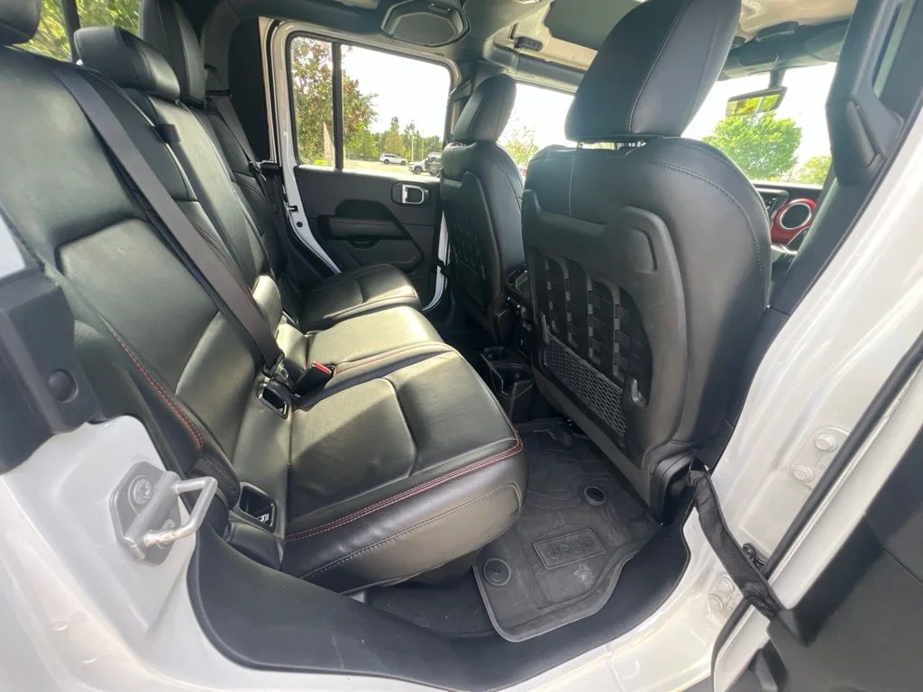 Certified Used 2023 White Jeep Rubicon image 18