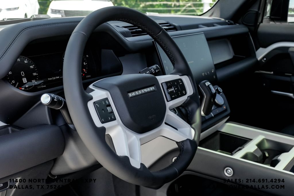 New 2026 Fuji White Land Rover S image 13