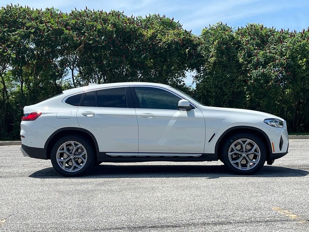 Certified Used 2025 Alpine White BMW xDrive30i image 16
