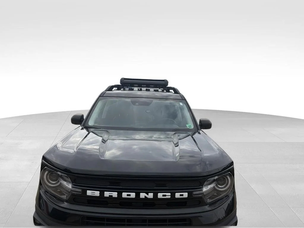 Used 2022 Black Ford Outer Banks image 9