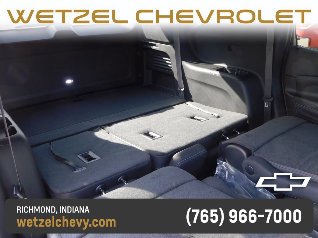 2027 Chevrolet Traverse LT - Photo 29