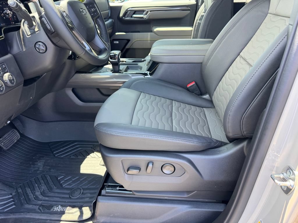 2026 Chevrolet Silverado 1500 ZR2 - Photo 16