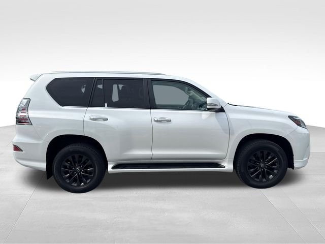 Used 2021 White Lexus 460 image 6