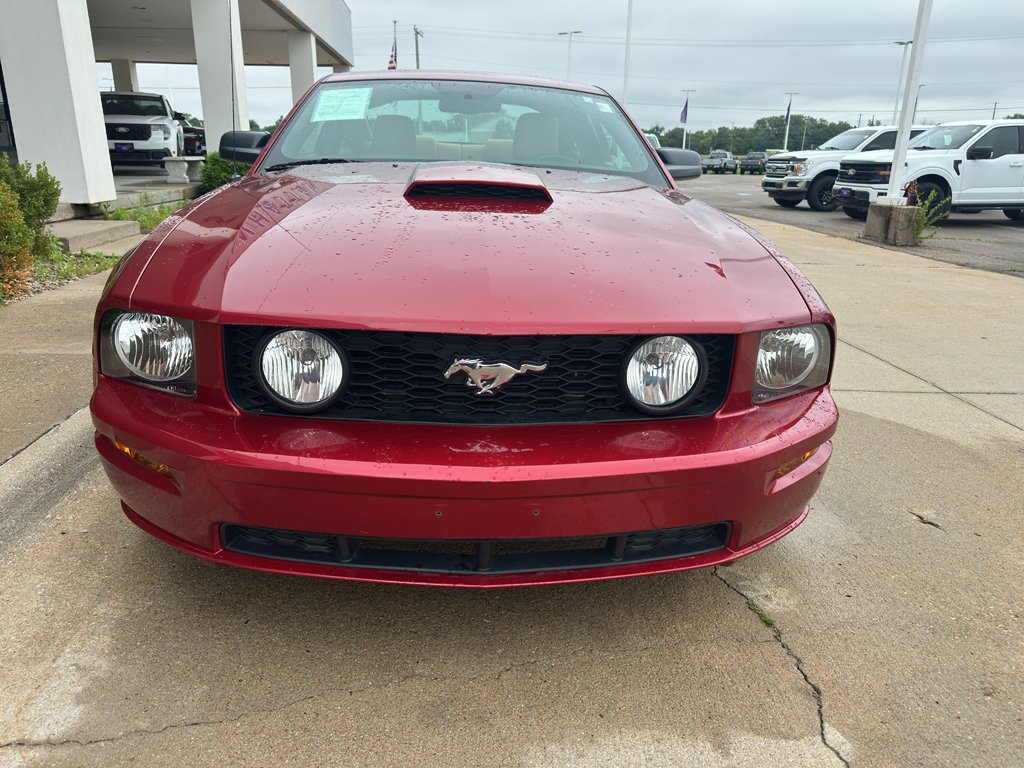 Used 2007 Torch Red Clearcoat Ford GT Deluxe image 14