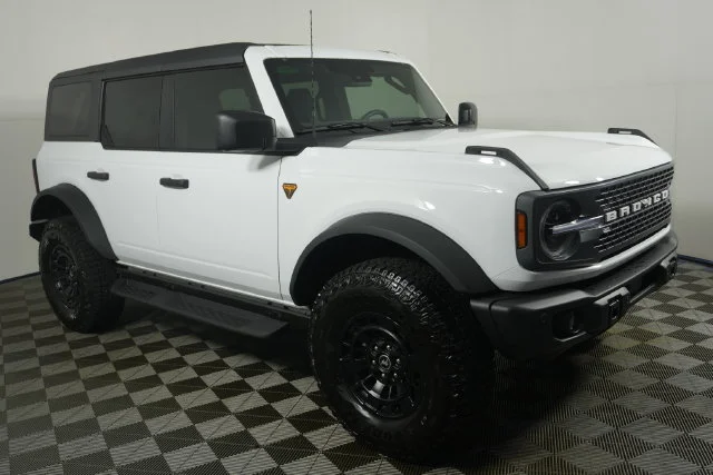 New 2026 Oxford White Ford Badlands® image 1