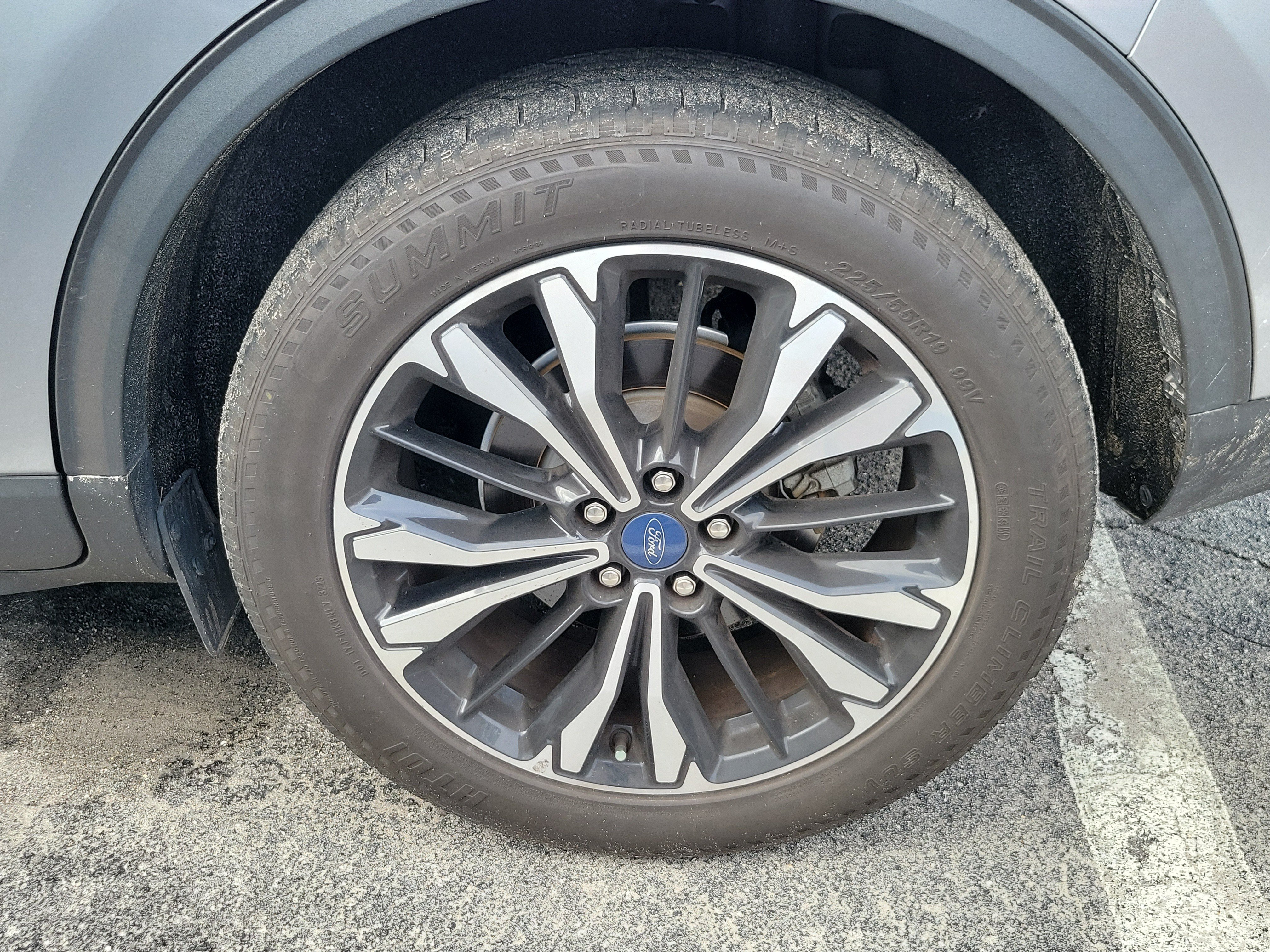 Used 2021 Silver Metallic Ford SE image 8