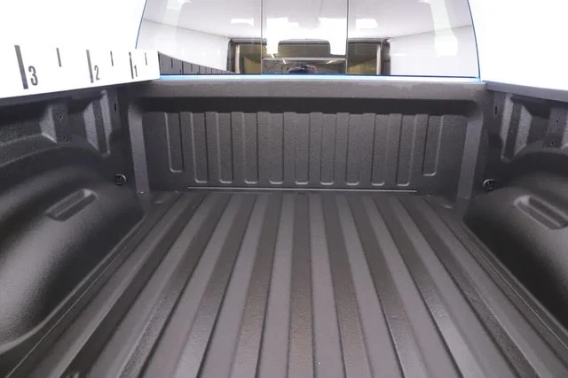 New 2026 Hydro Blue Pearl-Coat Exterior Paint RAM Laramie image 32