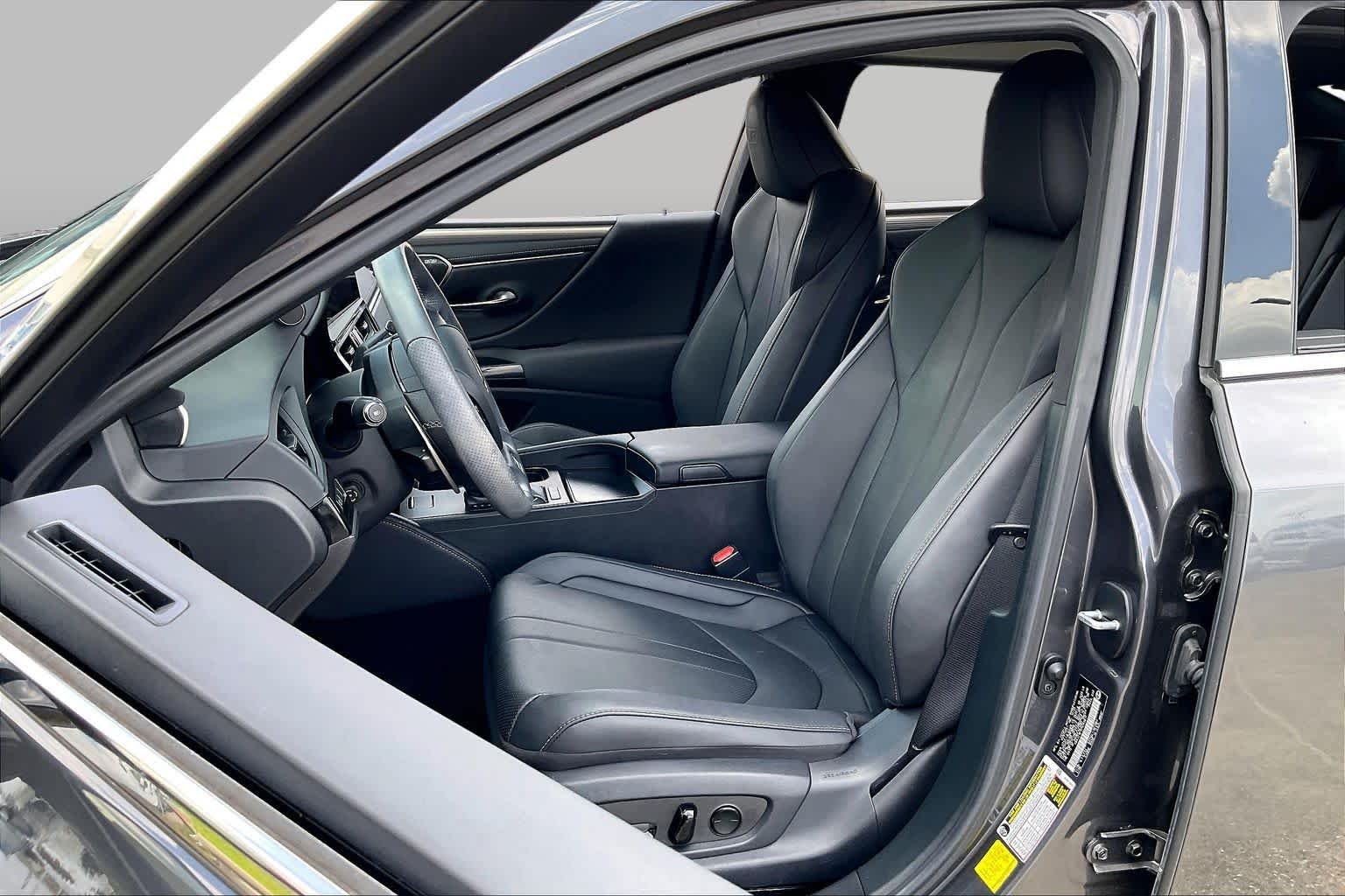 Used 2023 Cloudburst Gray Lexus F SPORT Handling image 7