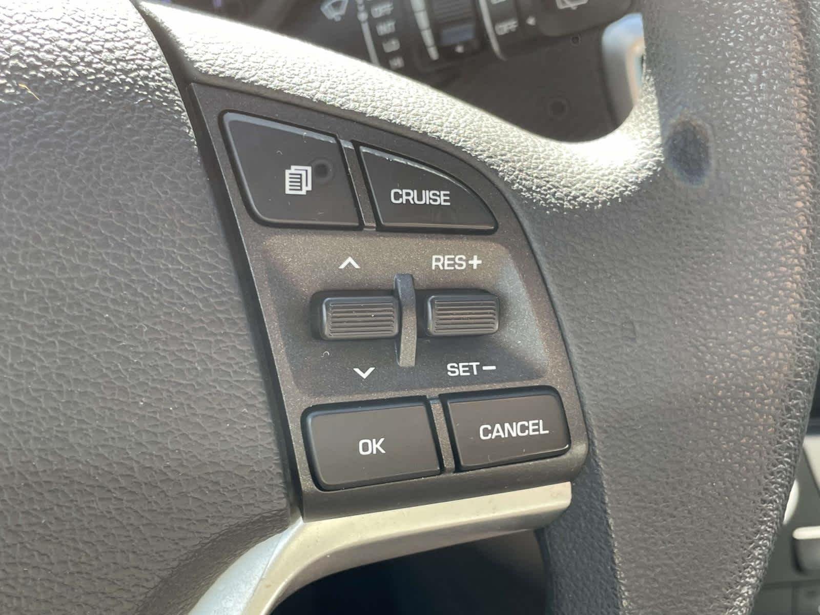 Used 2019 Coliseum Gray Hyundai SEL image 36