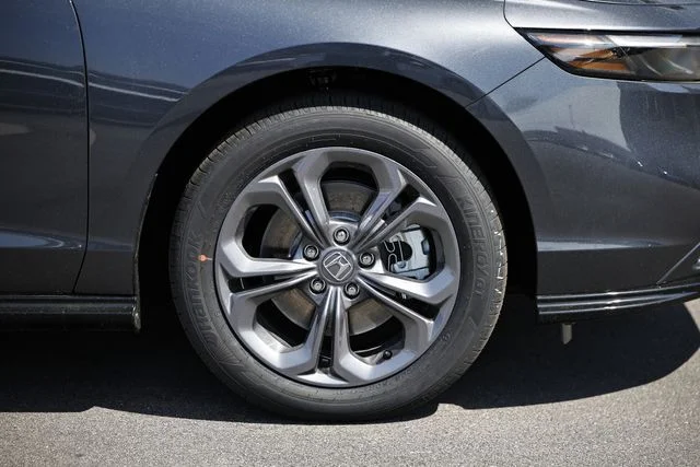 New 2026 Meteorite Gray Metallic Honda EX-L image 15