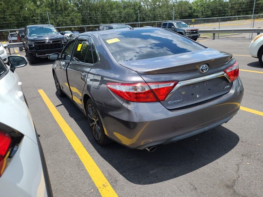 Used 2015 Gray Toyota XSE V6 image 2