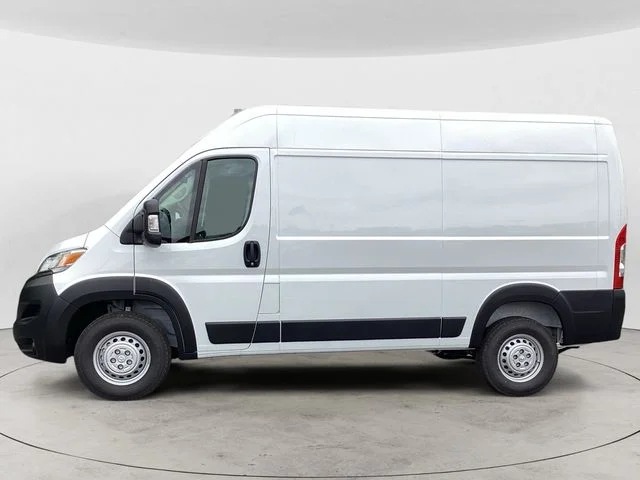 New 2026 Bright White Clearcoat Ram PROMASTER 1500 TRADESMAN CARGO VAN HIGH ROOF 136