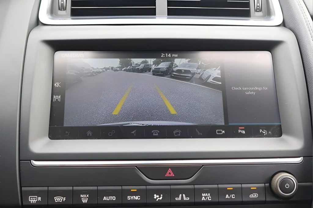 Used 2019 Gray Jaguar SE image 23