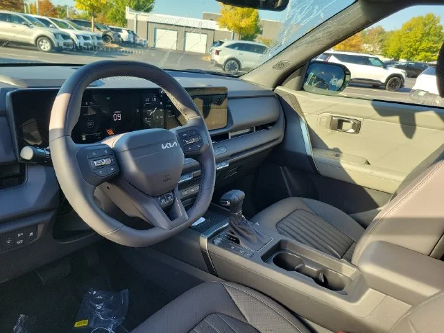 New 2027 Aurora Black Pearl Kia X-Line S image 12